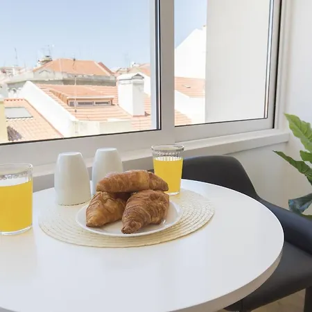 아파트 Lovelystay - Light & Comfy Flat 리스본