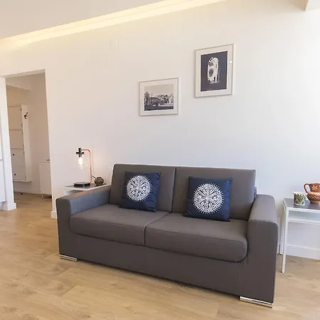 Lovelystay - Light & Comfy Flat Διαμέρισμα *