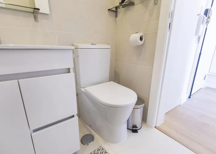 Lovelystay - Light & Comfy Flat Apartament Lizbona