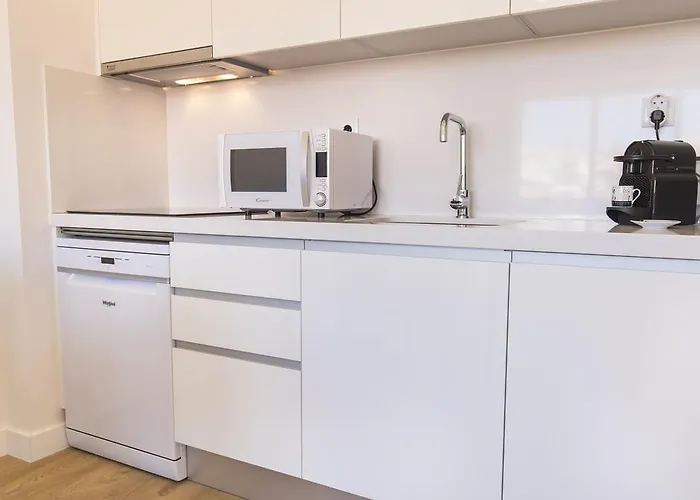 Lovelystay - Light & Comfy Flat Лиссабон